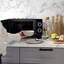 Champion - CHMW211 - Svart - 20L, 700W Champion - CHMW211 - Svart - 20L, 700W