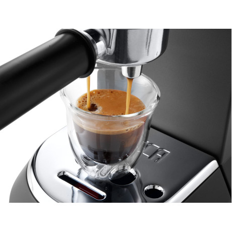DeLonghi - EC685.BK Pump Espresso DeLonghi - EC685.BK Pump Espresso