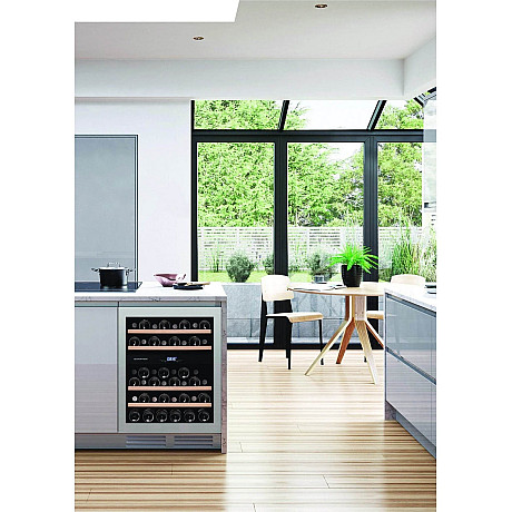 Dunavox Flow 45 - Inbyggbar, Svart & UV skyddade glasdörr