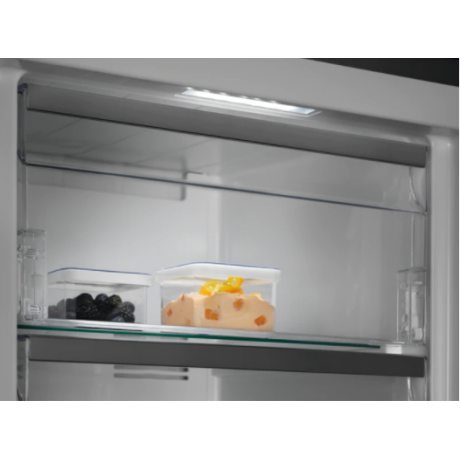 Electrolux - LUT7ME28W2 Electrolux - LUT7ME28W2