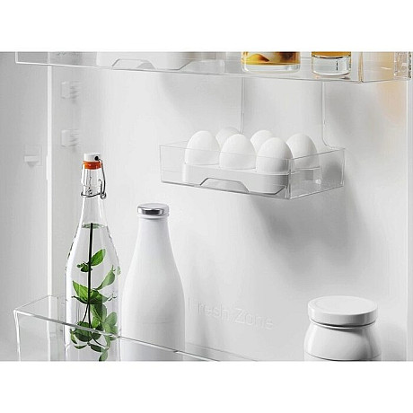 Electrolux - LFS3SE82R