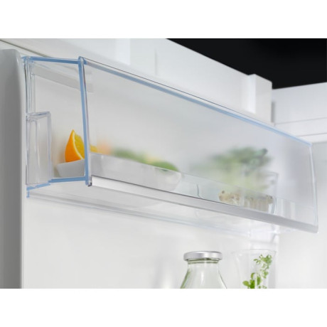 Electrolux - LRB3DE18C Electrolux - LRB3DE18C