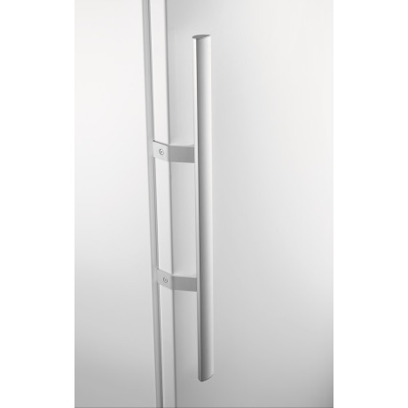 Electrolux - LUC5NF23W Electrolux - LUC5NF23W