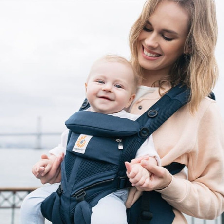 Ergobaby - Omni 360 Cool Air midnatts blå Ergobaby - Omni 360 Cool Air midnatts blå