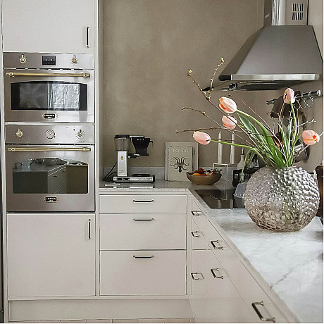 Lofra -  Inbyggnadsugn Dolce Vita 60 cm, Rostfri/Mässing