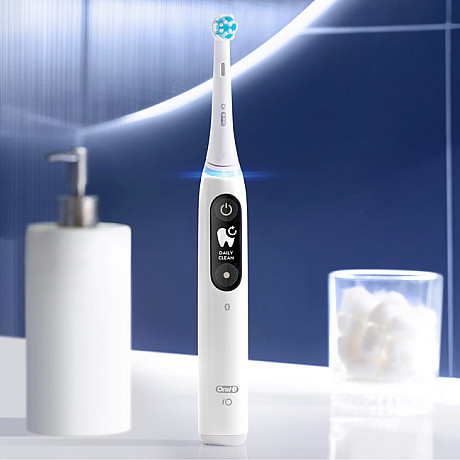 Oral-B - Vit - iO-modell med interaktiv display och lägen