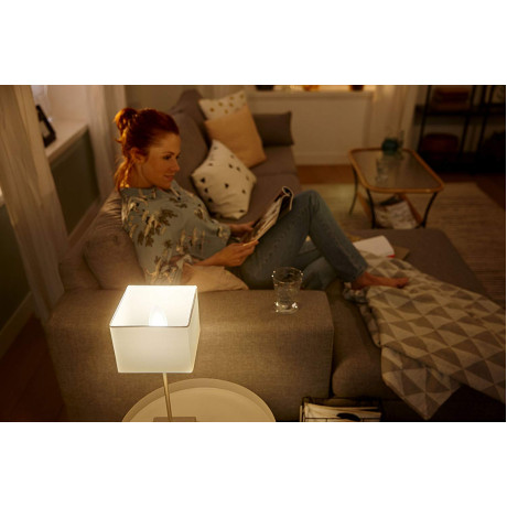 Philips Hue - Color 6W B39 E14 Philips Hue - Color 6W B39 E14