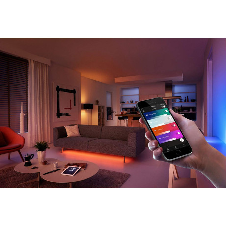 Philips Hue - Color 6W B39 E14 Philips Hue - Color 6W B39 E14