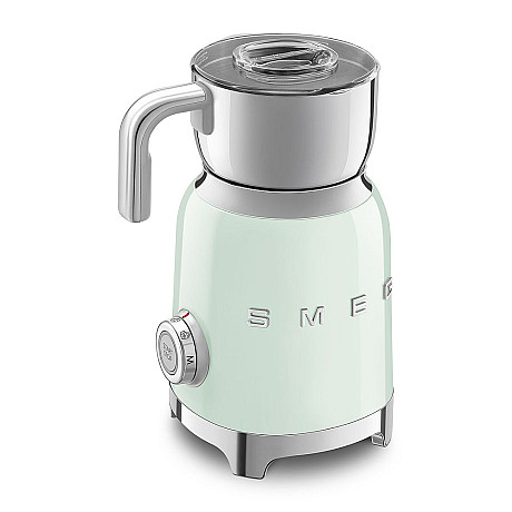 Smeg - Espresso & Mjölk - Pastellgrön med 50's Style Smeg - Espresso & Mjölk - Pastellgrön med 50's Style