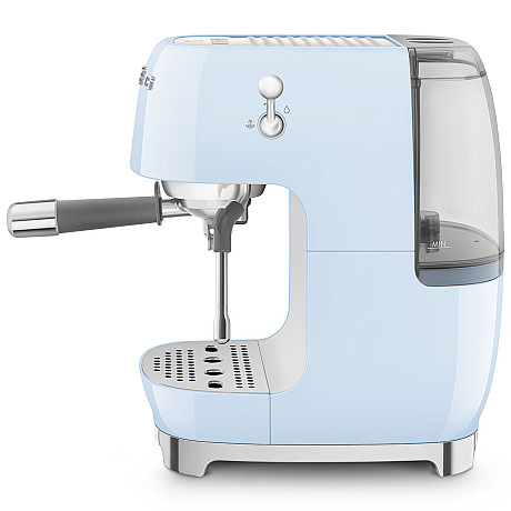 Smeg - ECF03PBEU - Manuell espresso & Cold Brew, Pastellblå
