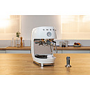 Smeg - ECF03WHEU - Manuell espresso & Cold Brew, Vit