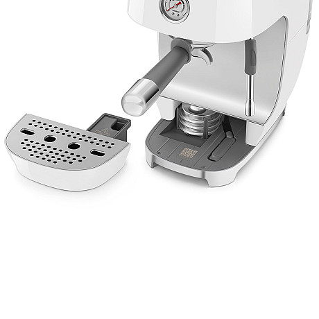 Smeg - ECF03WHEU - Manuell espresso & Cold Brew, Vit