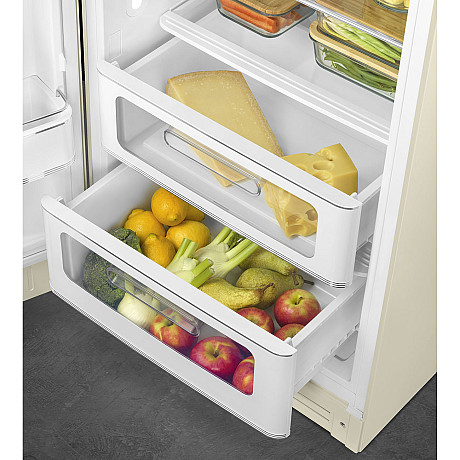 Smeg - FAB28LCR6 - 50's Style Smeg - FAB28LCR6 - 50's Style