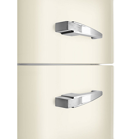 Smeg - FAB30RCR6 - Creme med 50's Style Smeg - FAB30RCR6 - Creme med 50's Style