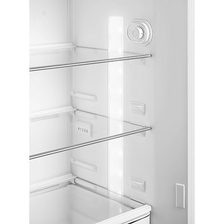 Smeg - FAB30RPB5 - Tvådörrar med 50-talsdesign Smeg - FAB30RPB5 - Tvådörrar med 50-talsdesign