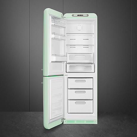 Smeg - FAB32LPG6 - Pastellgrön med 50's Style Smeg - FAB32LPG6 - Pastellgrön med 50's Style