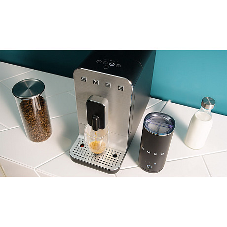 Smeg - MFF02BLMEU - Mini-skummare, Svart