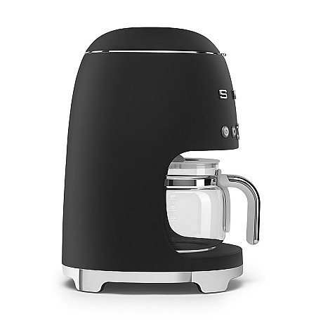 SMEG - Kaffebryggare och kolsyremaskin, mattsvart SMEG - Kaffebryggare och kolsyremaskin, mattsvart