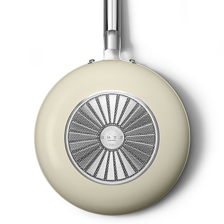 Smeg - Keramisk Wokpanna 30 cm Non-Stick, Creme