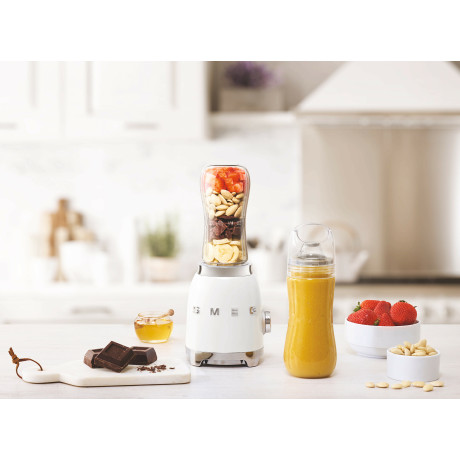 Smeg - Hälsopaketet - Personalblender, stavmixer & Citruspress - Vit Smeg - Hälsopaketet - Personalblender, stavmixer & Citruspress - Vit