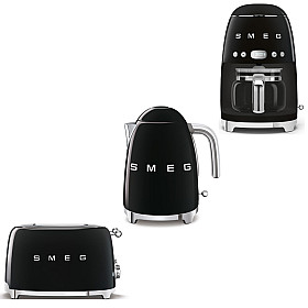  Smeg - Daily Boost - Svart högblank med 50's Style