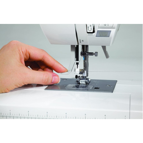 Singer - Quantum Stylist 9960 Singer - Quantum Stylist 9960
