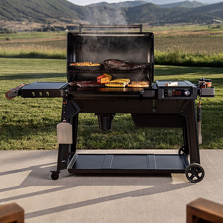Traeger - Woodridge Pro - Med Super Smoke & Pelletsensor
