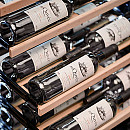 mQuvée - Vinhylla Rail" Velvet 100 och 125 mQuvée - Vinhylla Rail" Velvet 100 och 125